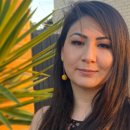 Dr Farkhondeh Akbari